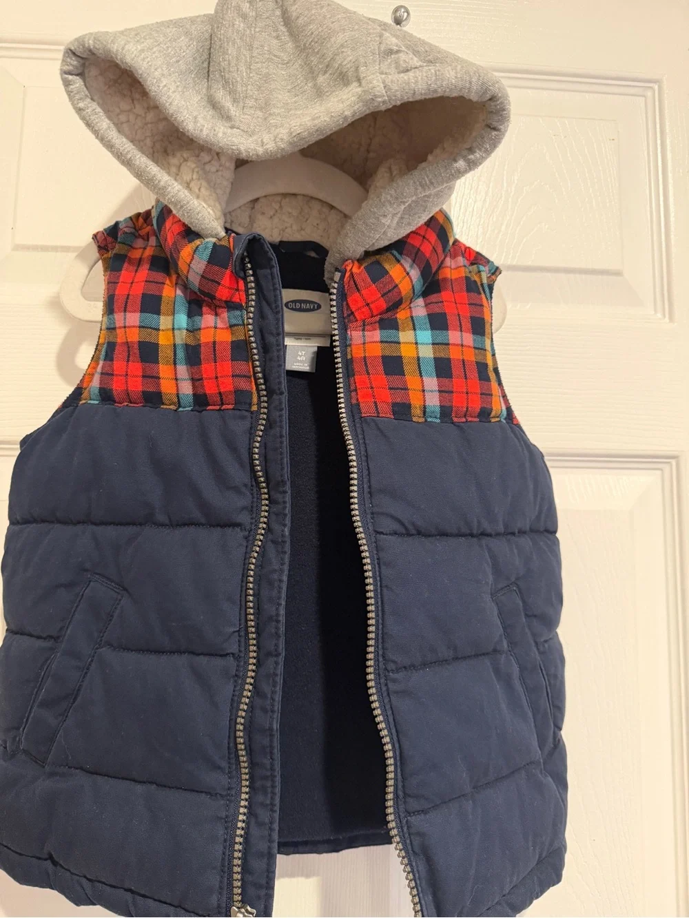 Old Navy Boys 4T Navy Plaid Hooded Puffer Vest Sherpa Lined